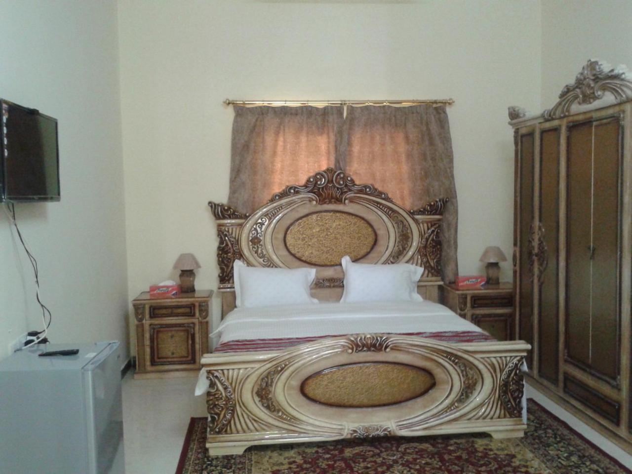 Al Ghazlan Hotel Sinaw Ruddah Luaran gambar