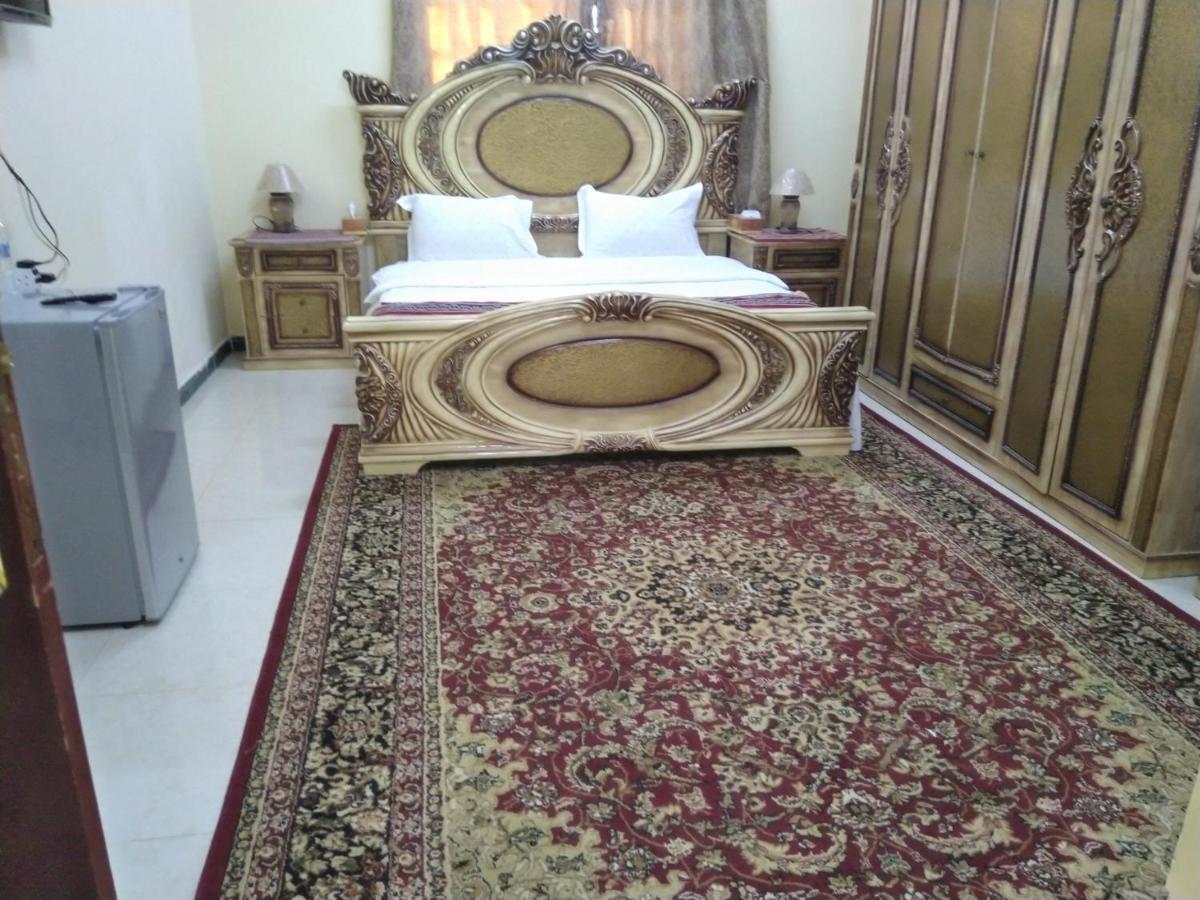 Al Ghazlan Hotel Sinaw Ruddah Luaran gambar