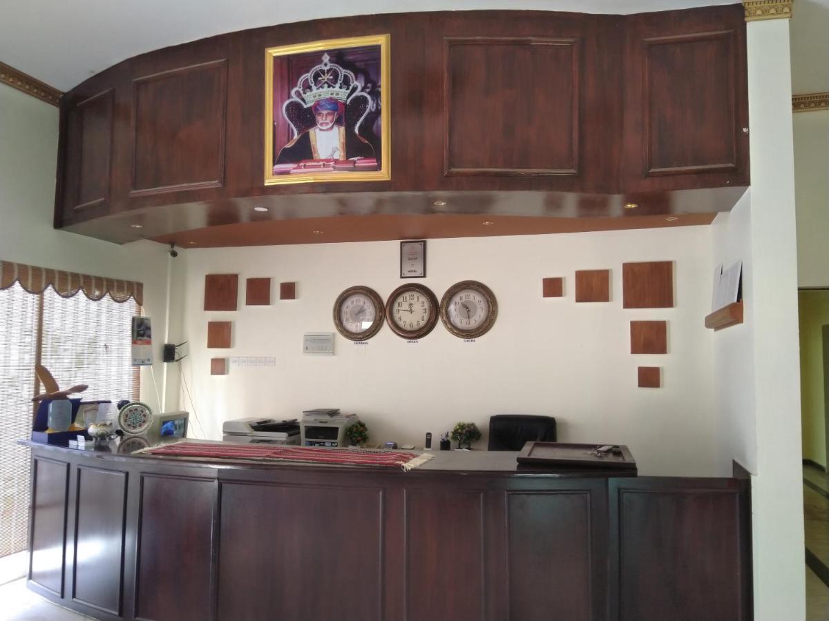Al Ghazlan Hotel Sinaw Ruddah Luaran gambar